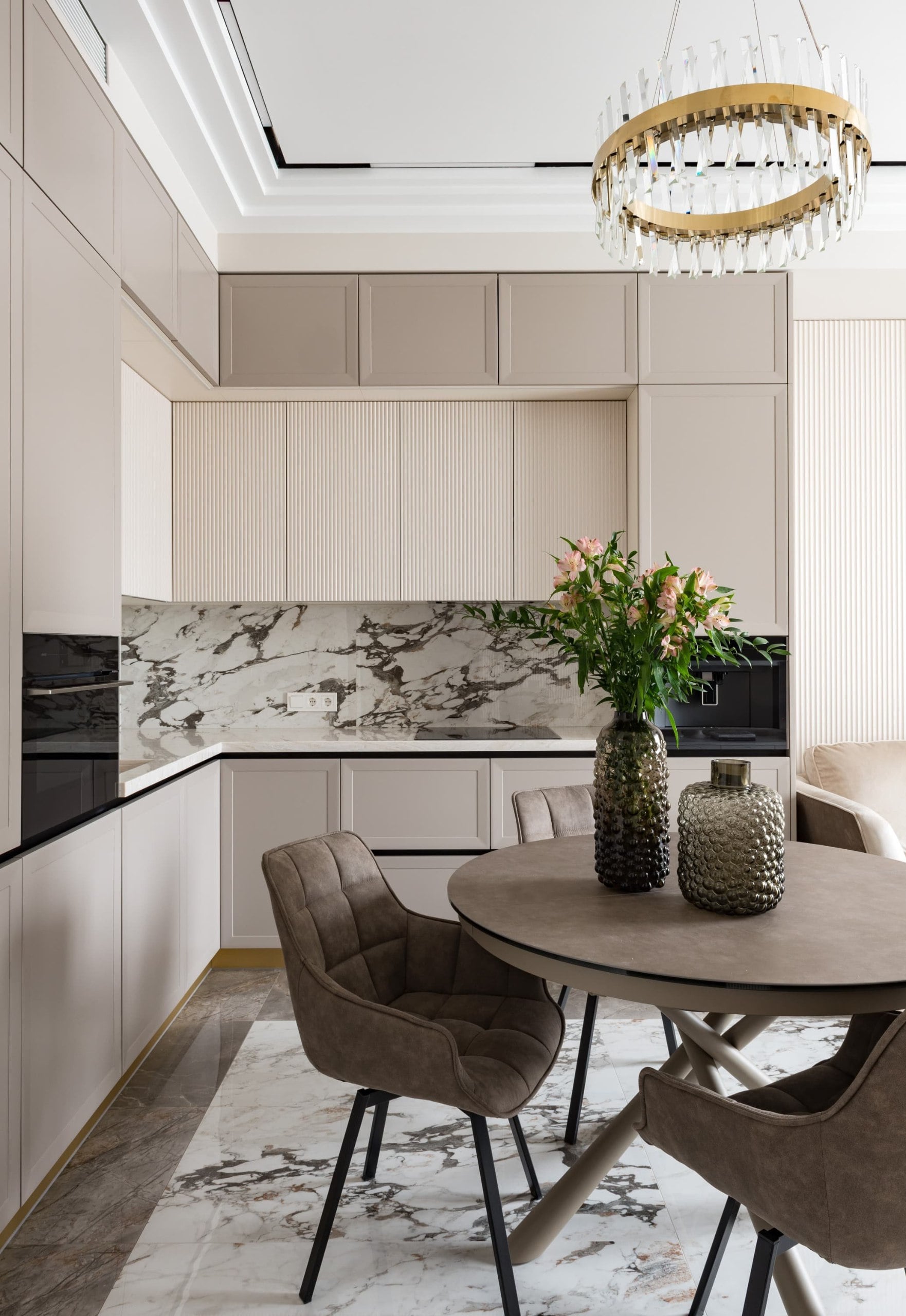 Кухня и обеденная зона