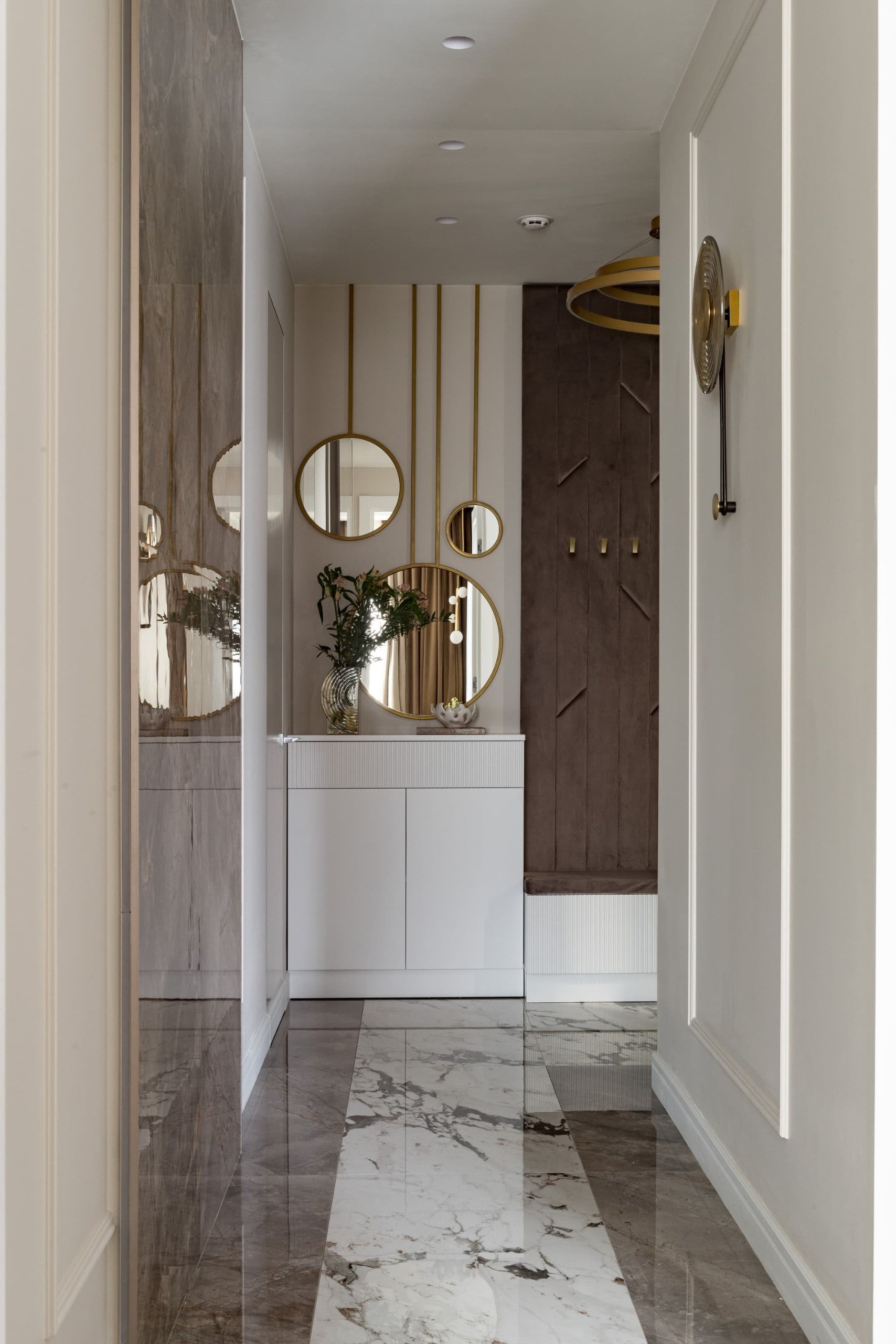 Элегантная прихожая